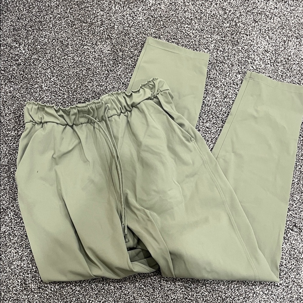 lululemon athletica Olive Joggers